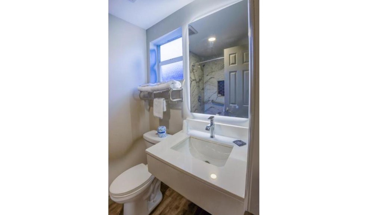 Photo of Bathroom in Le Barons Of Titusville