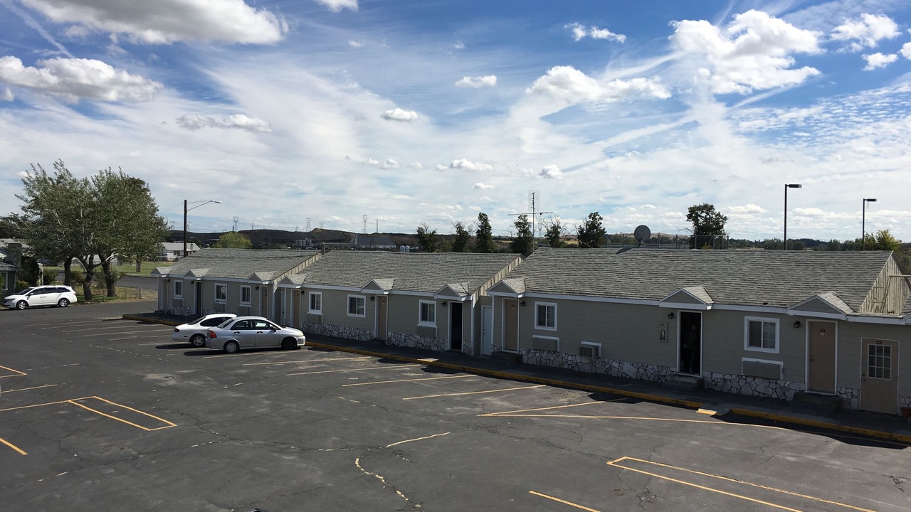 Photo of Buildings in Umatilla