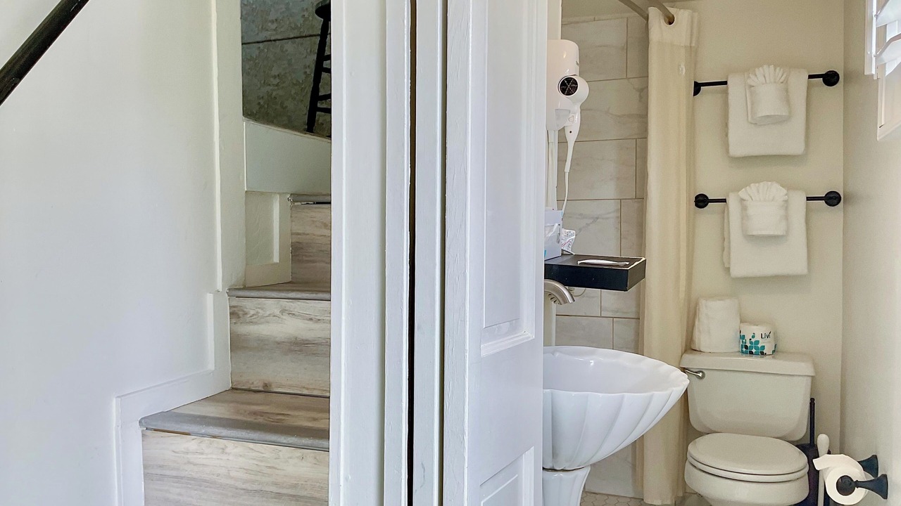 Photo of Others in Golden Rectangle