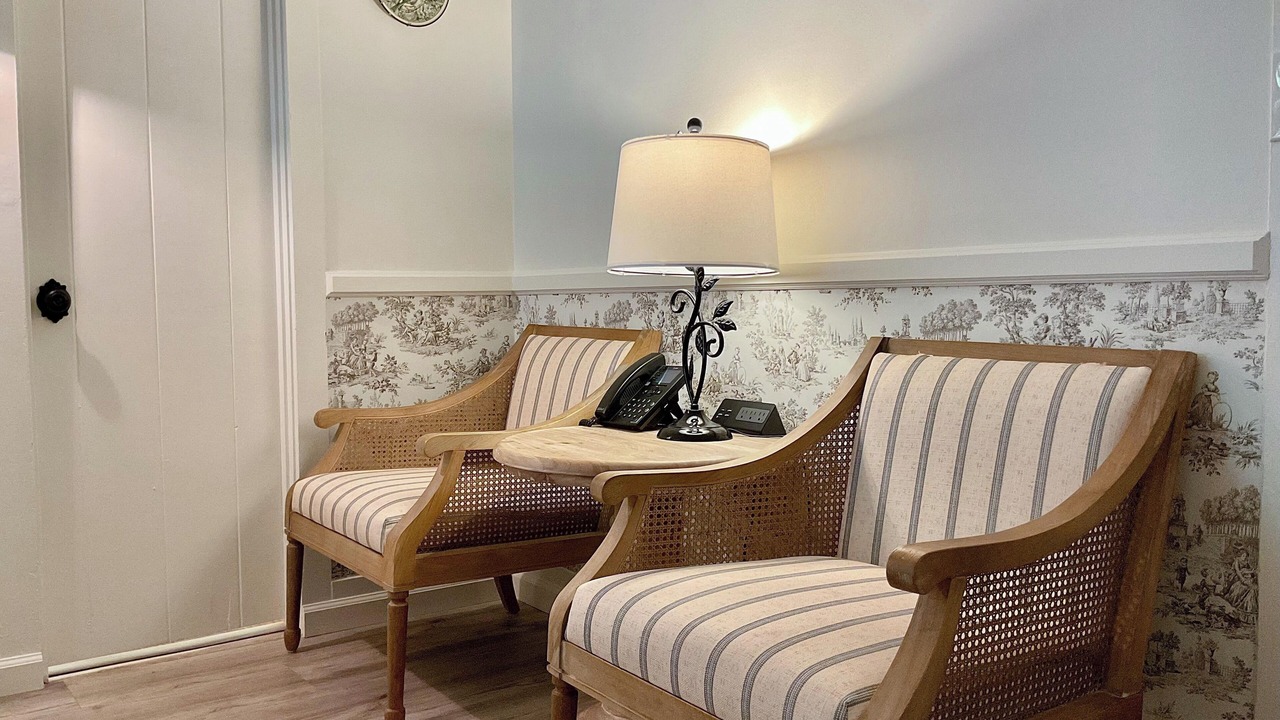 Photo of Others in Golden Rectangle