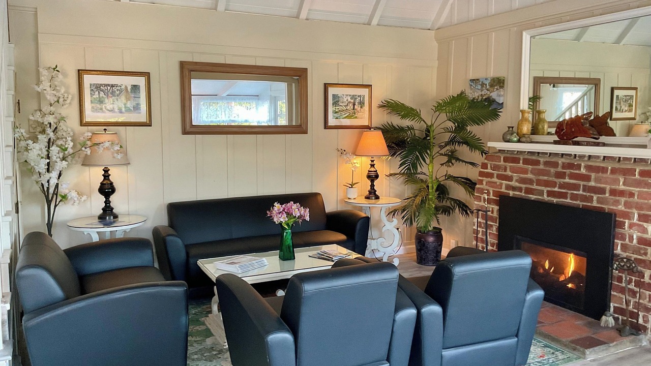 Photo of Others in Golden Rectangle