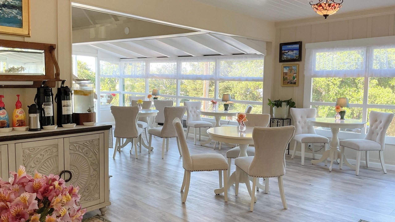 Photo of Others in Golden Rectangle