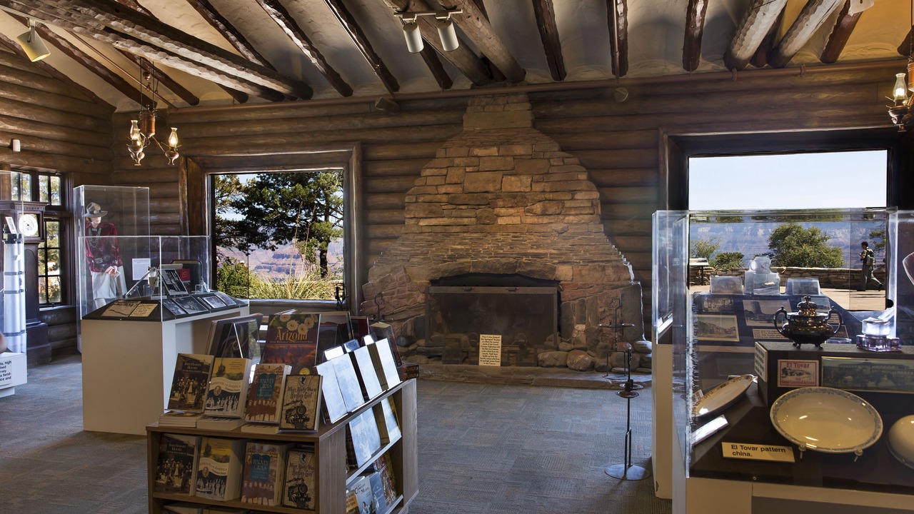 Photo of Livingroom in Grand Canyon Village