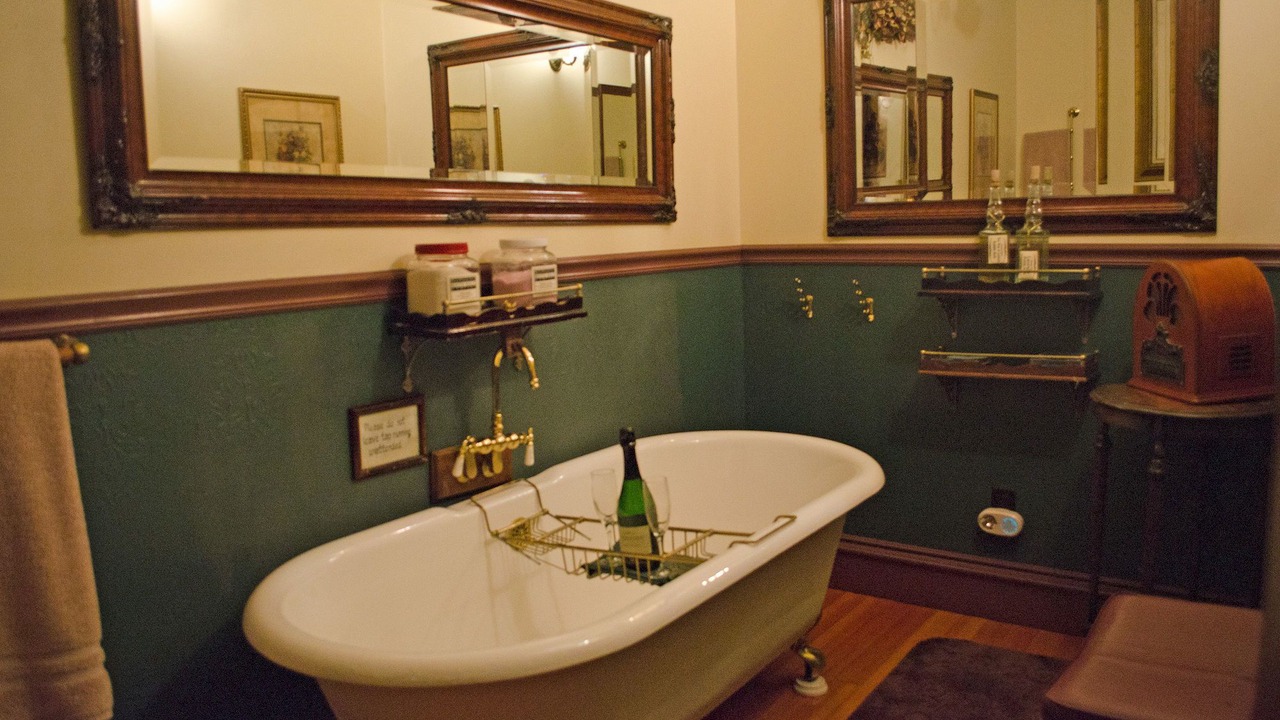 Photo of Others in Jamestown