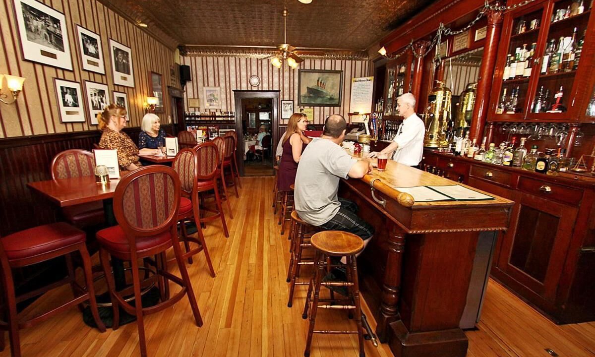 Photo of Others in Jamestown