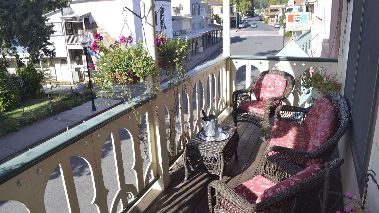 Photo of Patio Balcony in Jamestown