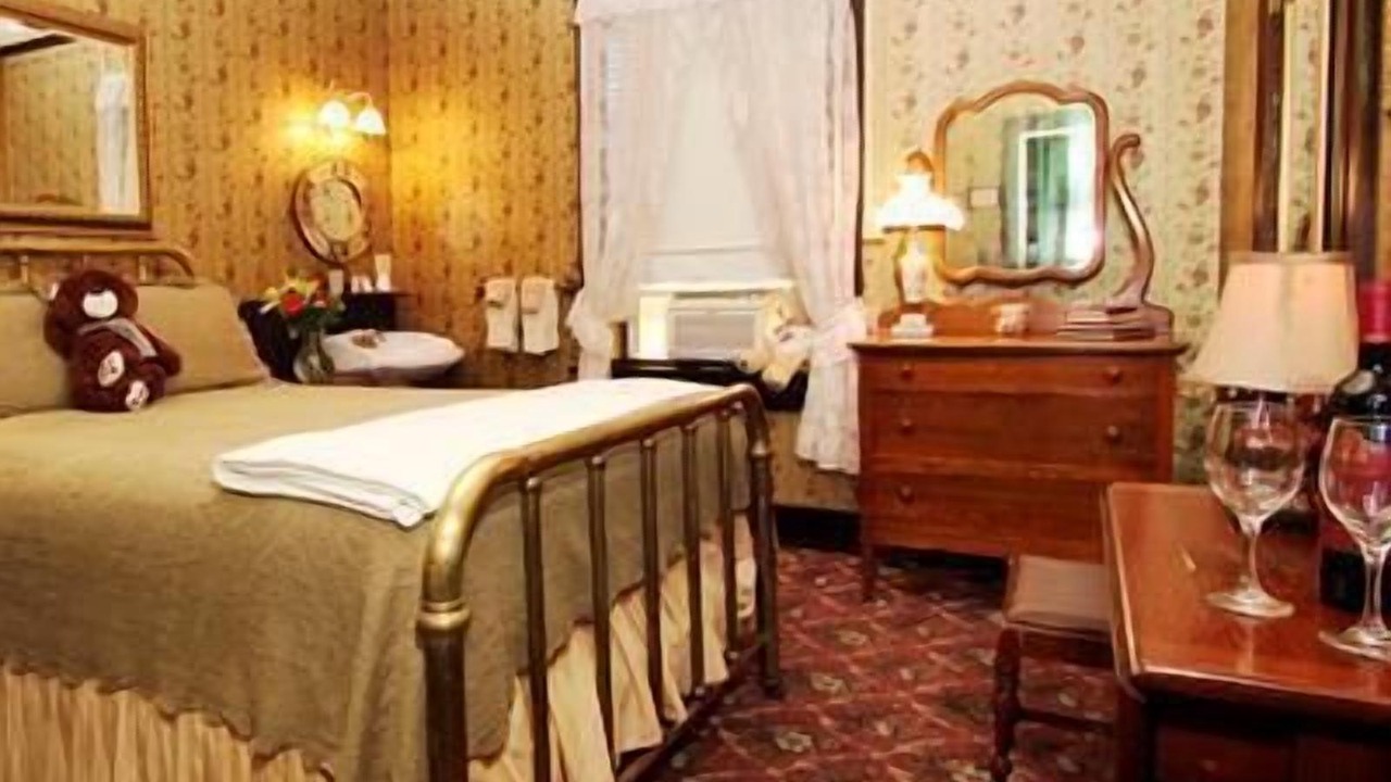 Photo of Bedroom in Jamestown