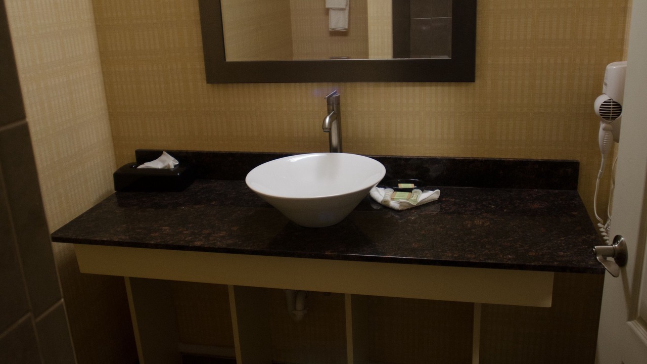 Photo of Bathroom in Niagara Falls