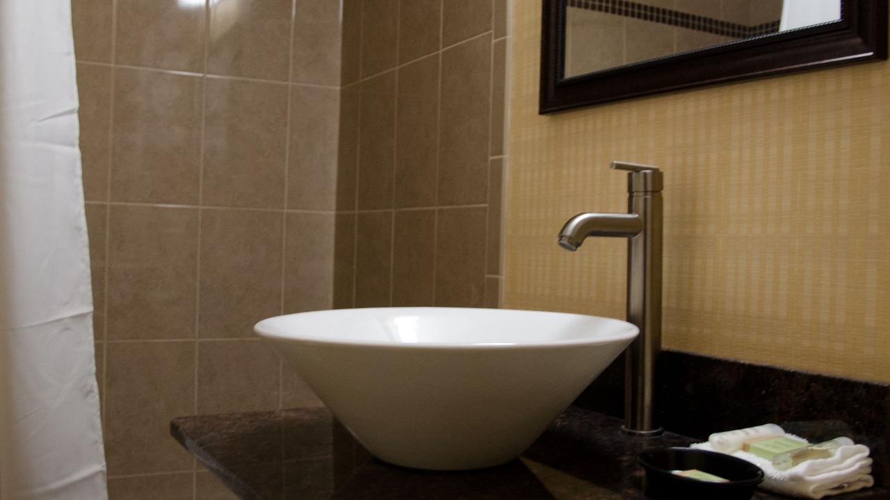 Photo of Bathroom in Niagara Falls