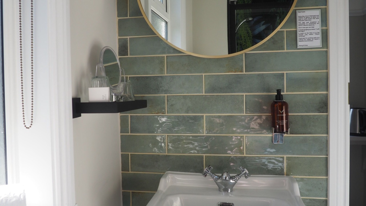 Photo of Bathroom in Lynton