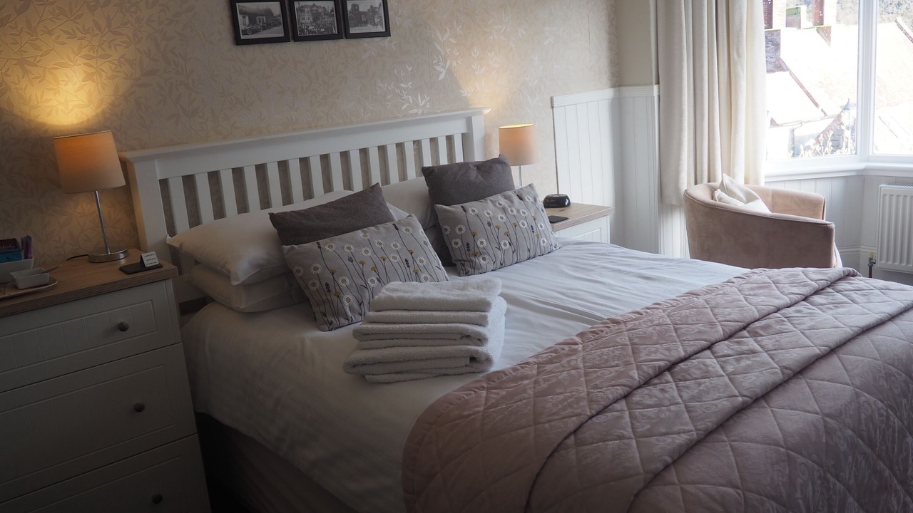 Photo of Bedroom in Lynton