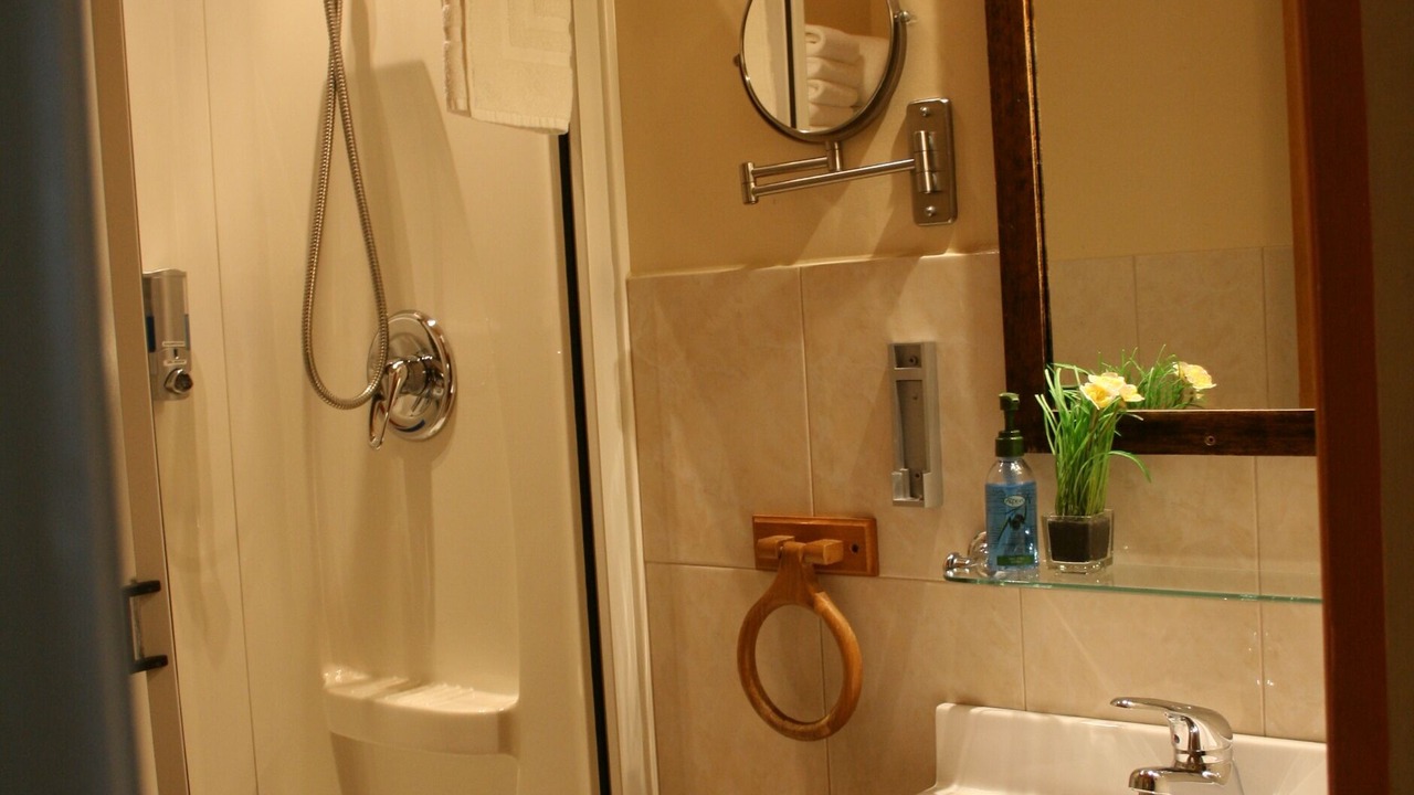 Photo of Bathroom in Hebertville