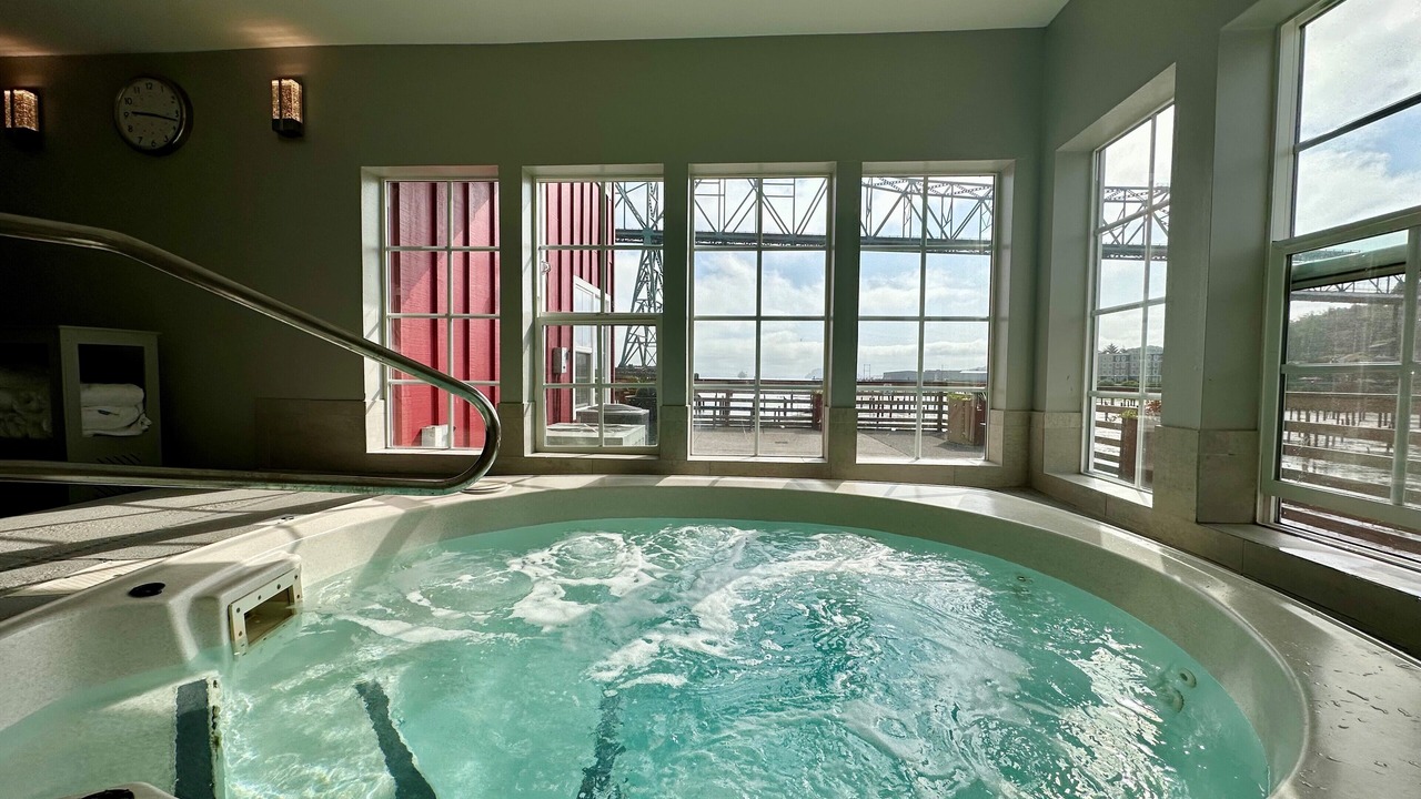 Photo of Others in Astoria