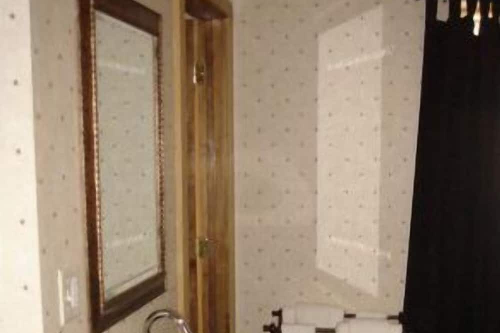 Photo of Bathroom in Homestead