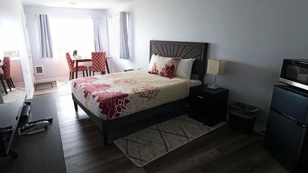 Photo of Bedroom in Rockaway Beach