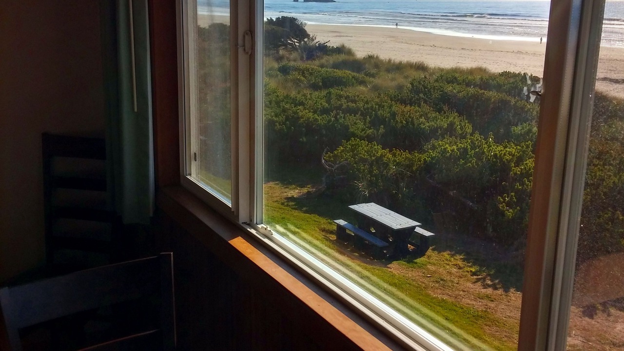 Photo of Bedroom in Rockaway Beach