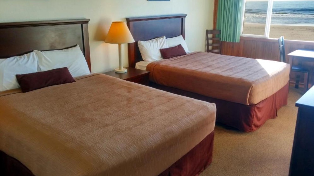 Photo of Bedroom in Rockaway Beach