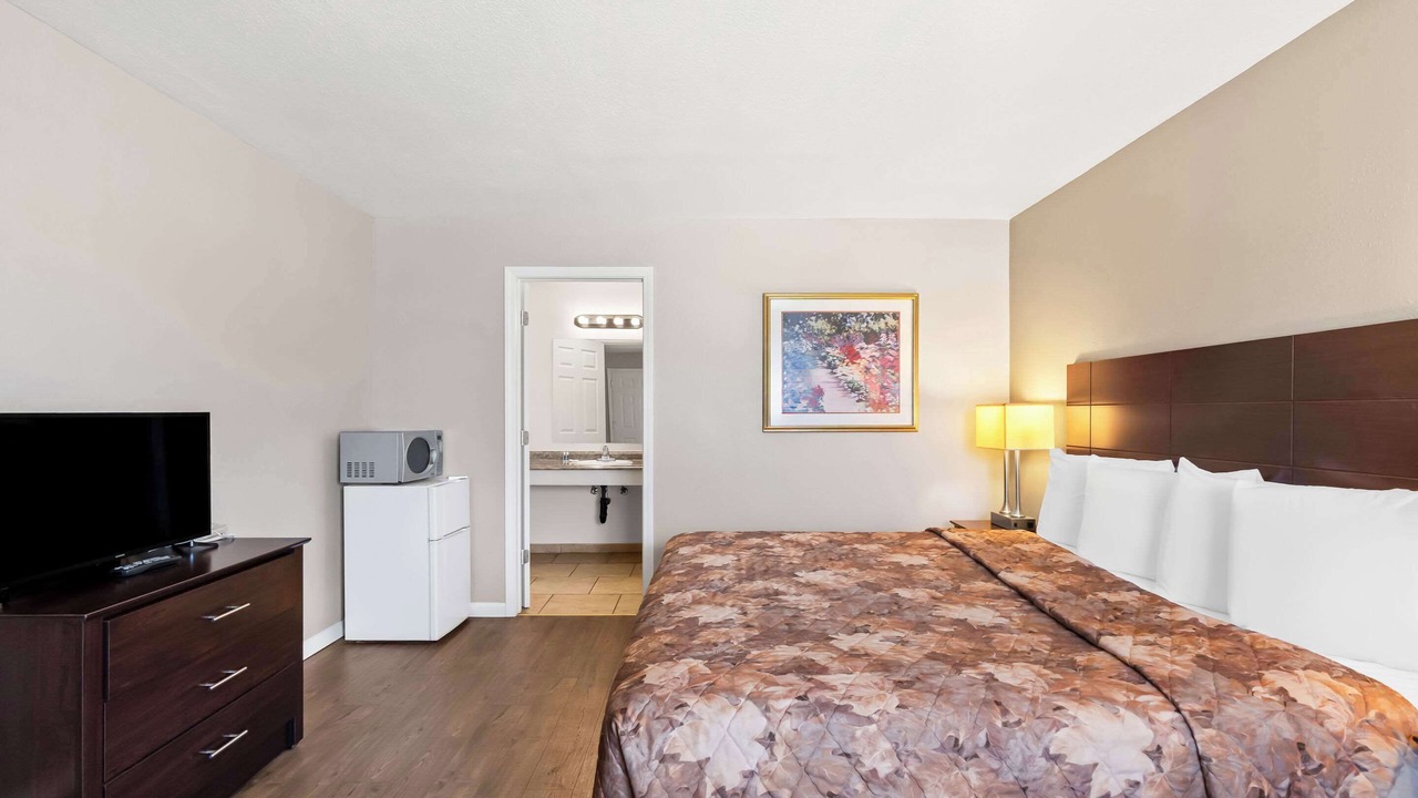 Photo of Bedroom in Hermiston