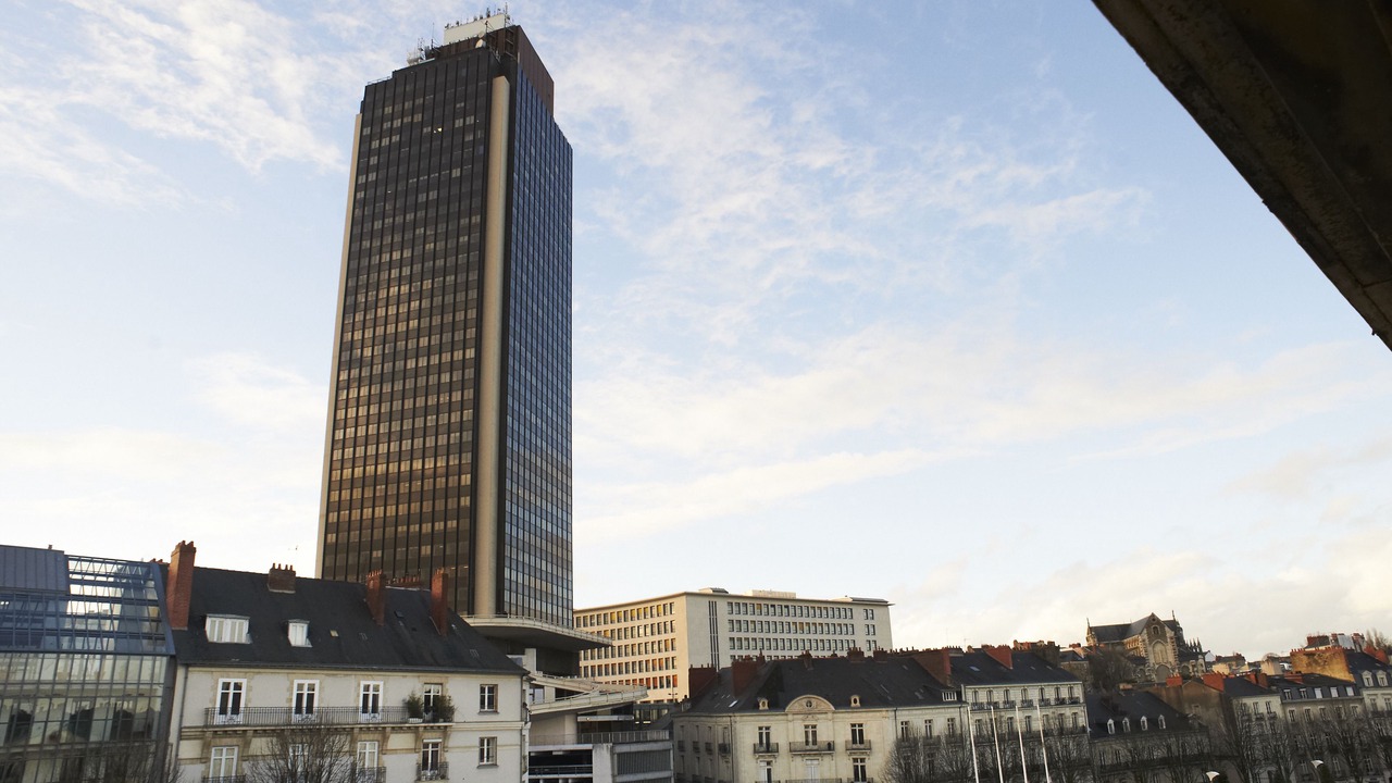 Photo of Buildings in Decre-Cathedrale