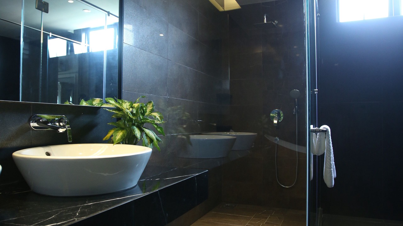 Photo of Others in Brisu