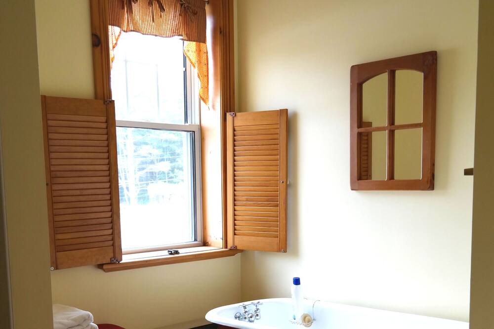 Photo of Bathroom in Sainte-Adele