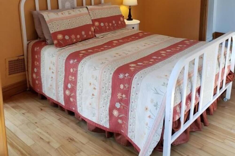 Photo of Bedroom in Sainte-Adele