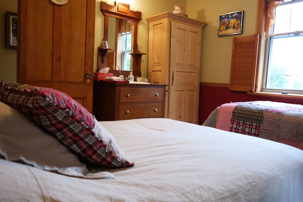 Photo of Bedroom in Sainte-Adele