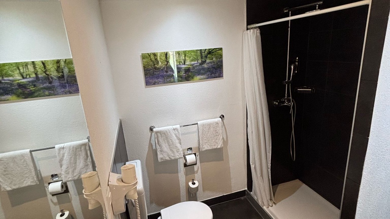 Photo of Bathroom in Montreux City Centre
