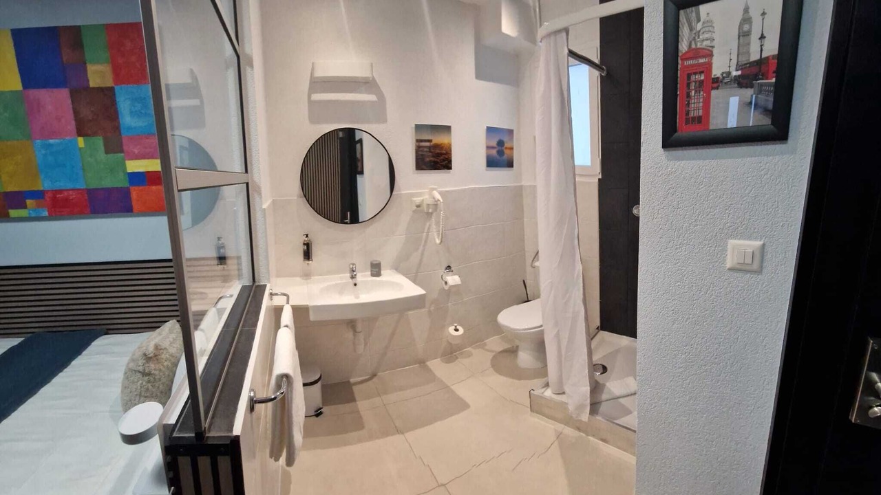 Photo of Bathroom in Montreux City Centre