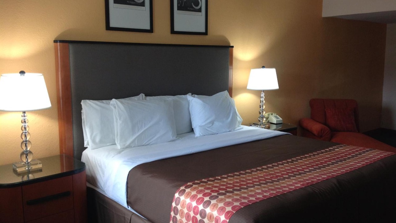 Photo of Others in Moylan