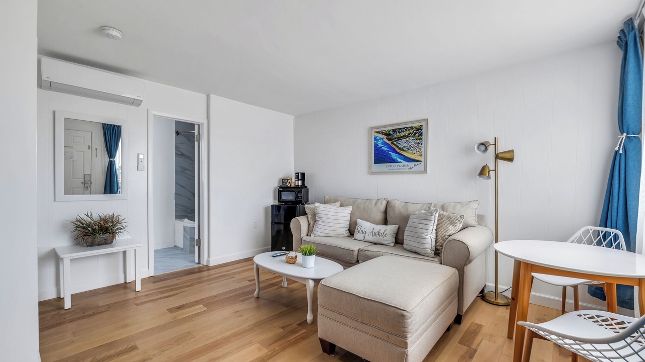 Photo of Others in Montauk