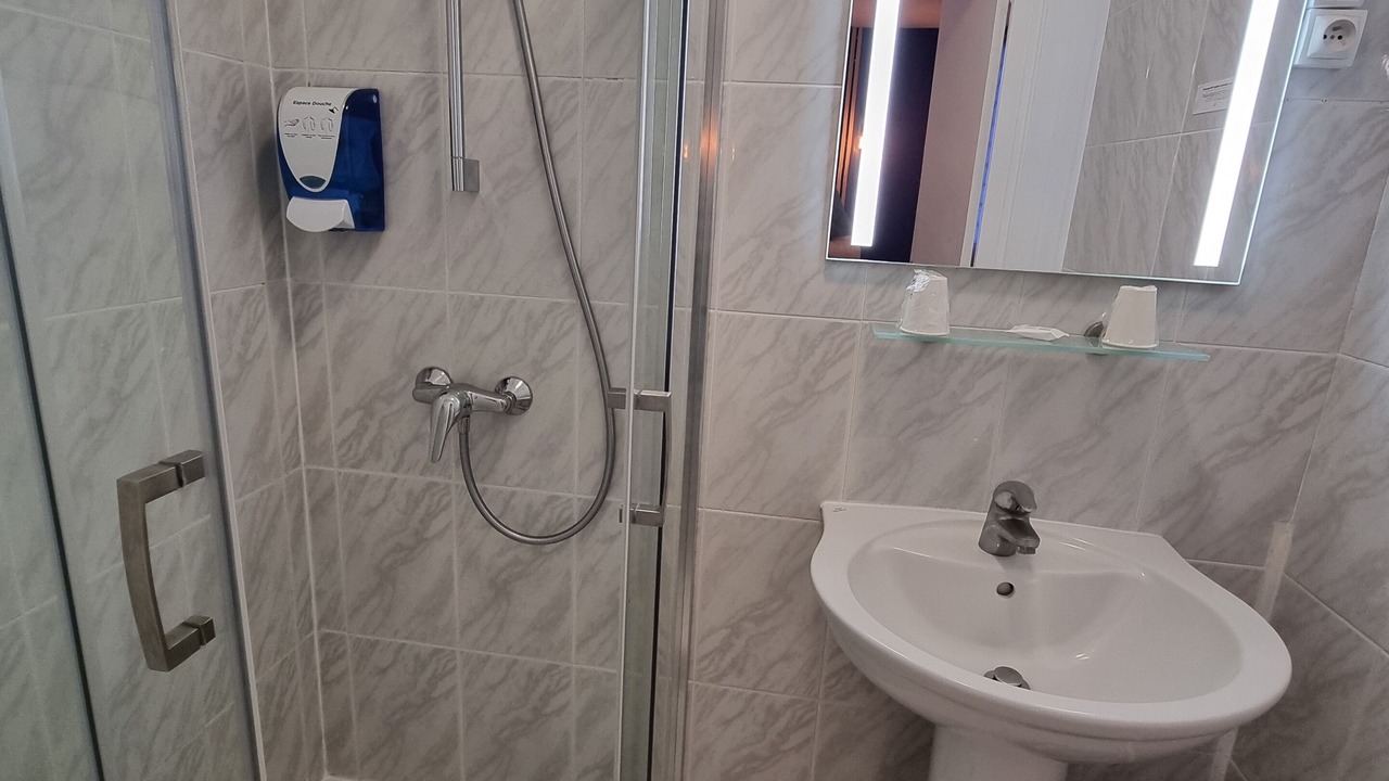 Photo of Bathroom in Cuiseaux