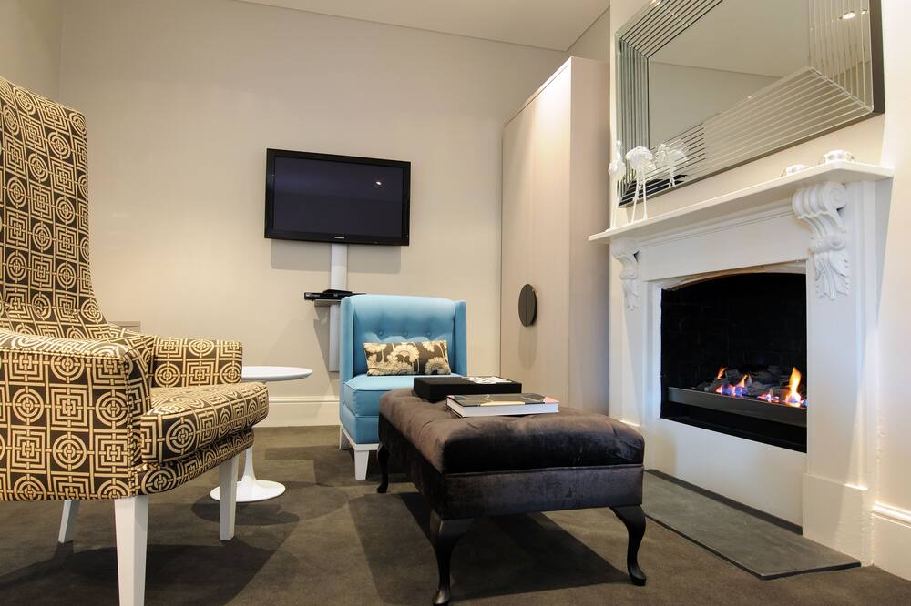 Photo of Livingroom in Stirling