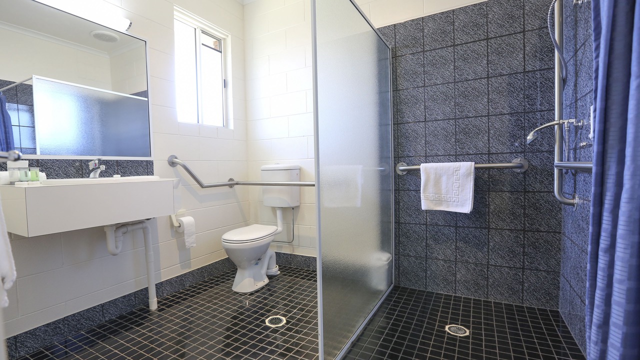 Photo of Bathroom in Gol Gol