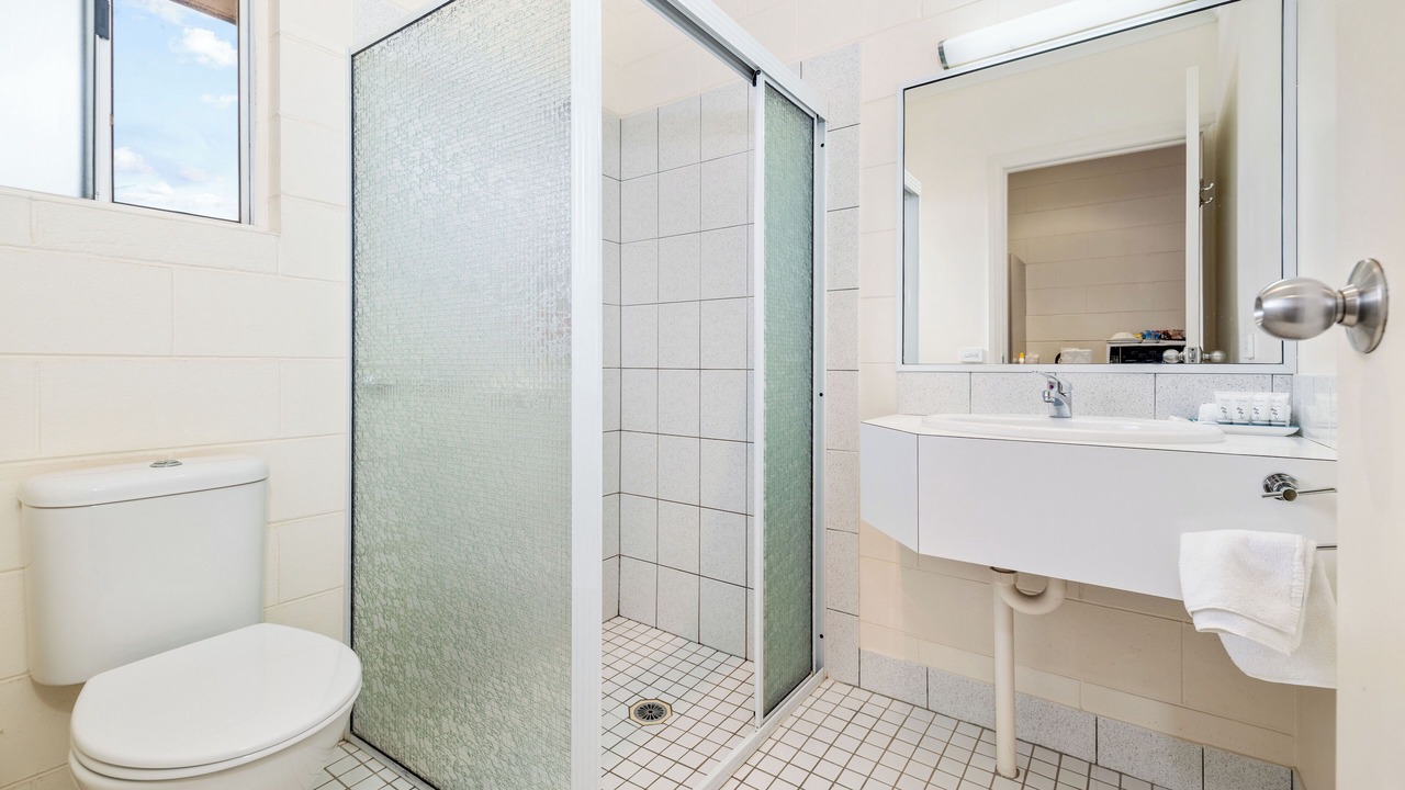 Photo of Bathroom in Gol Gol