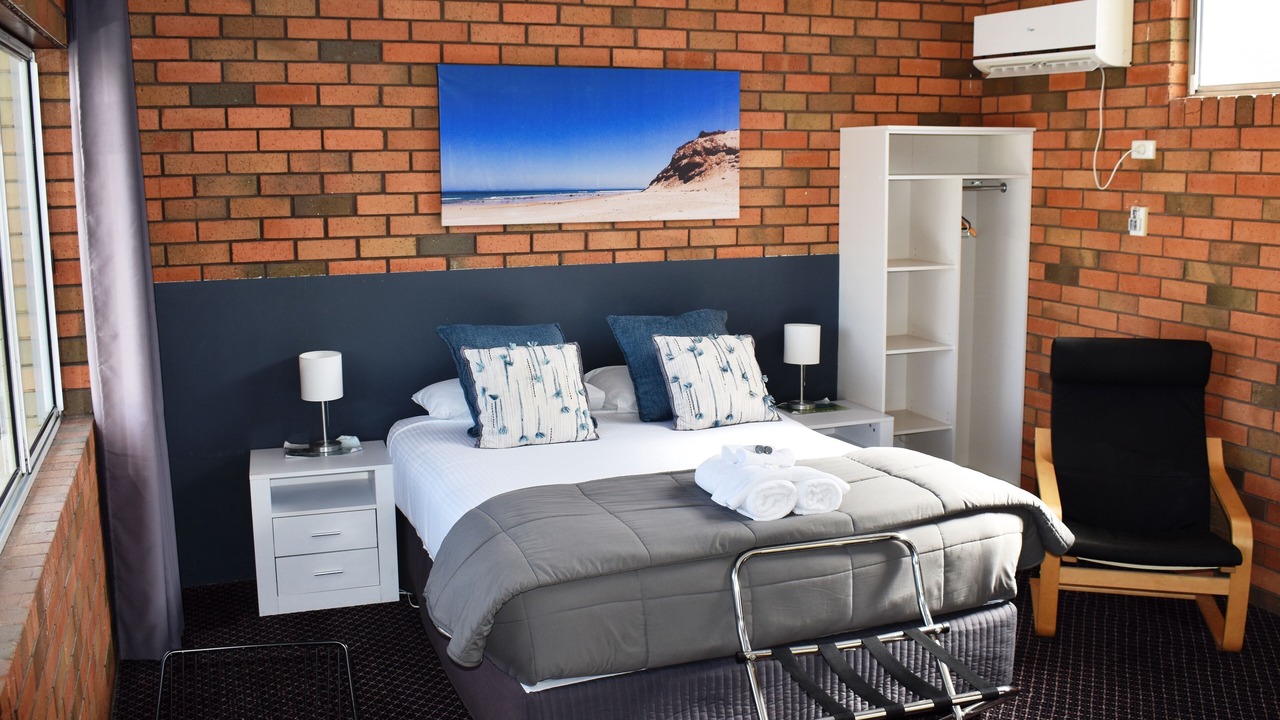 Photo of Bedroom in Foster