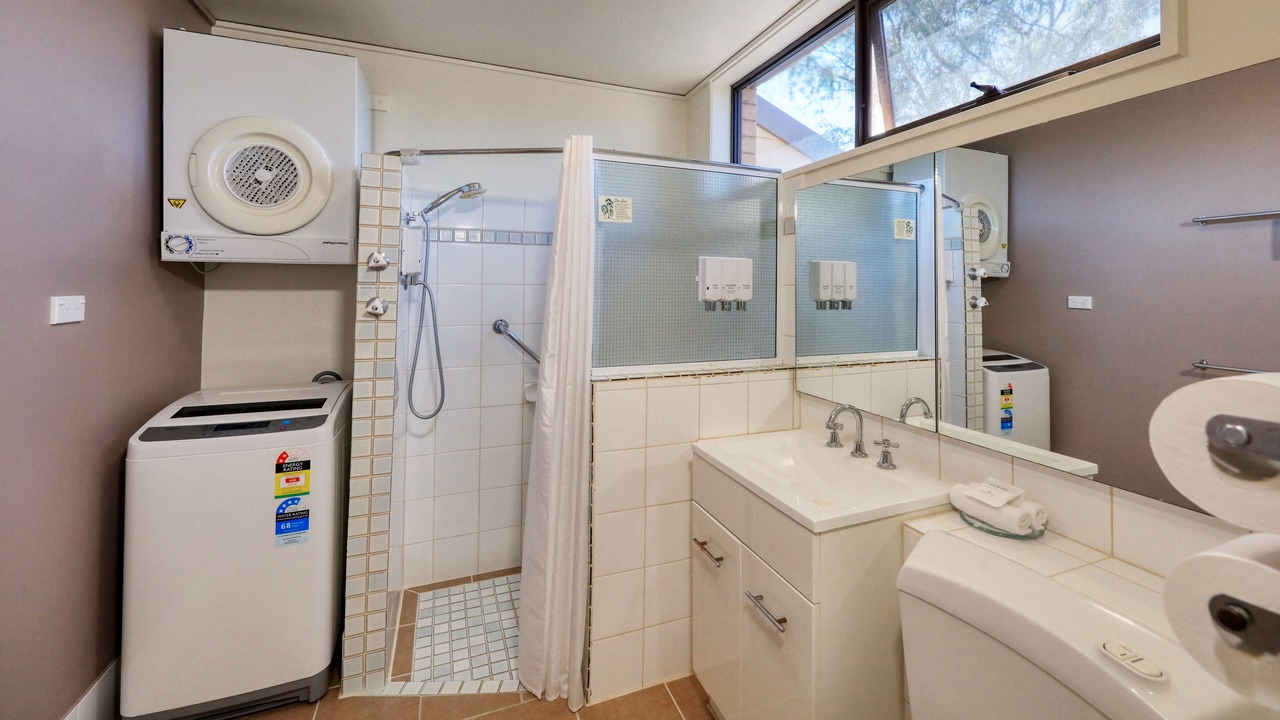 Photo of Bathroom in Benalla