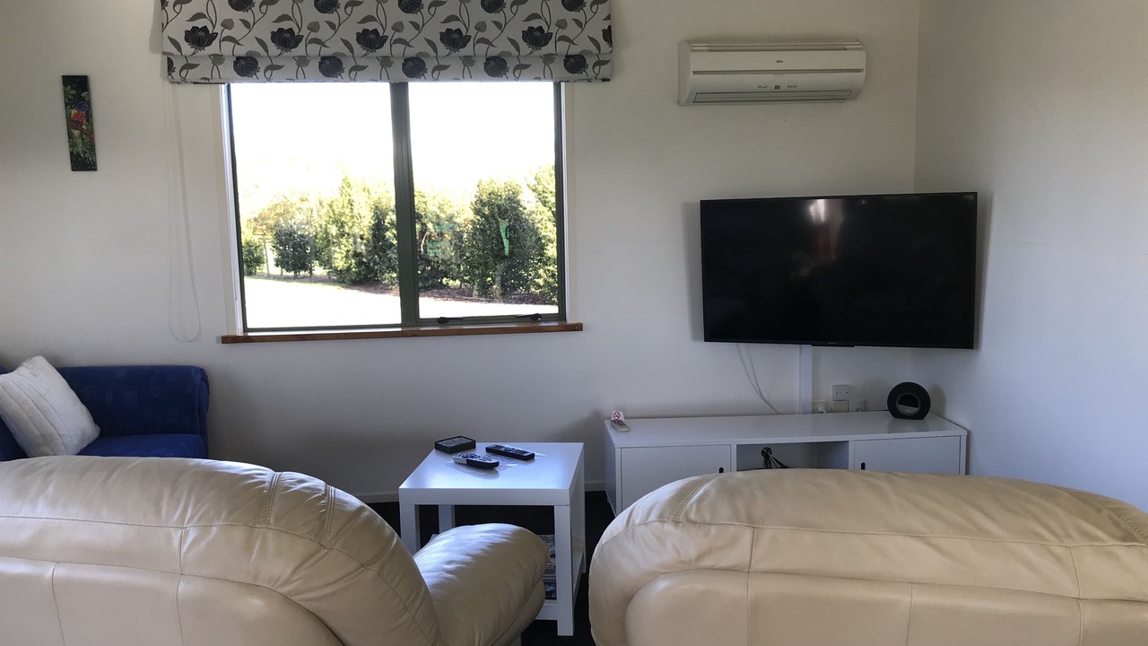 Photo of Others in Longlands