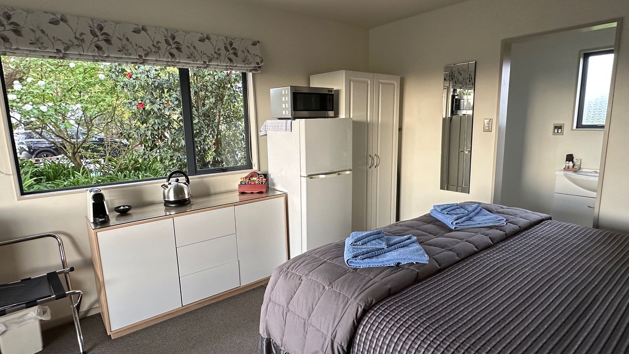 Photo of Others in Longlands