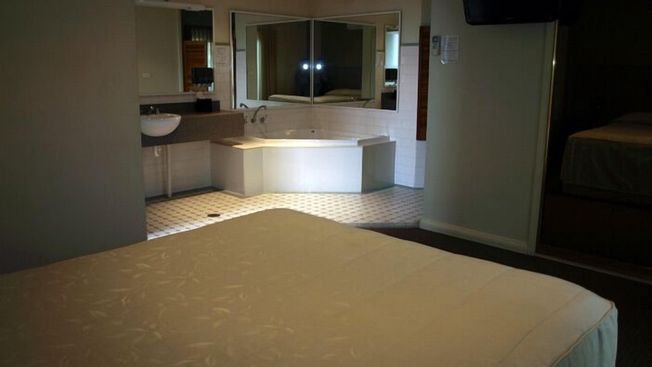 Photo of Others in Singleton