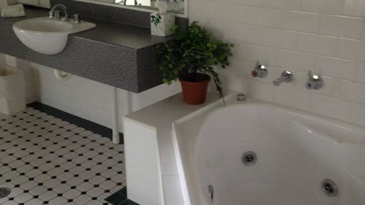 Photo of Bathroom in Singleton