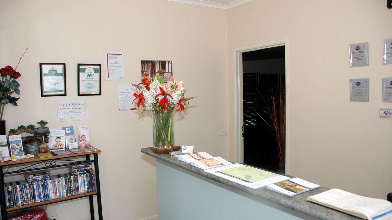 Photo of Others in Rutherglen