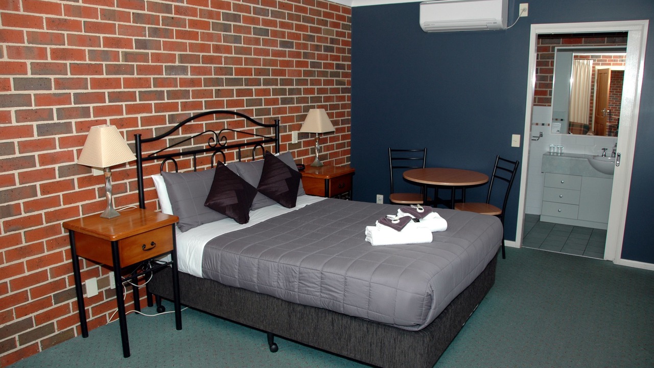 Photo of Others in Rutherglen