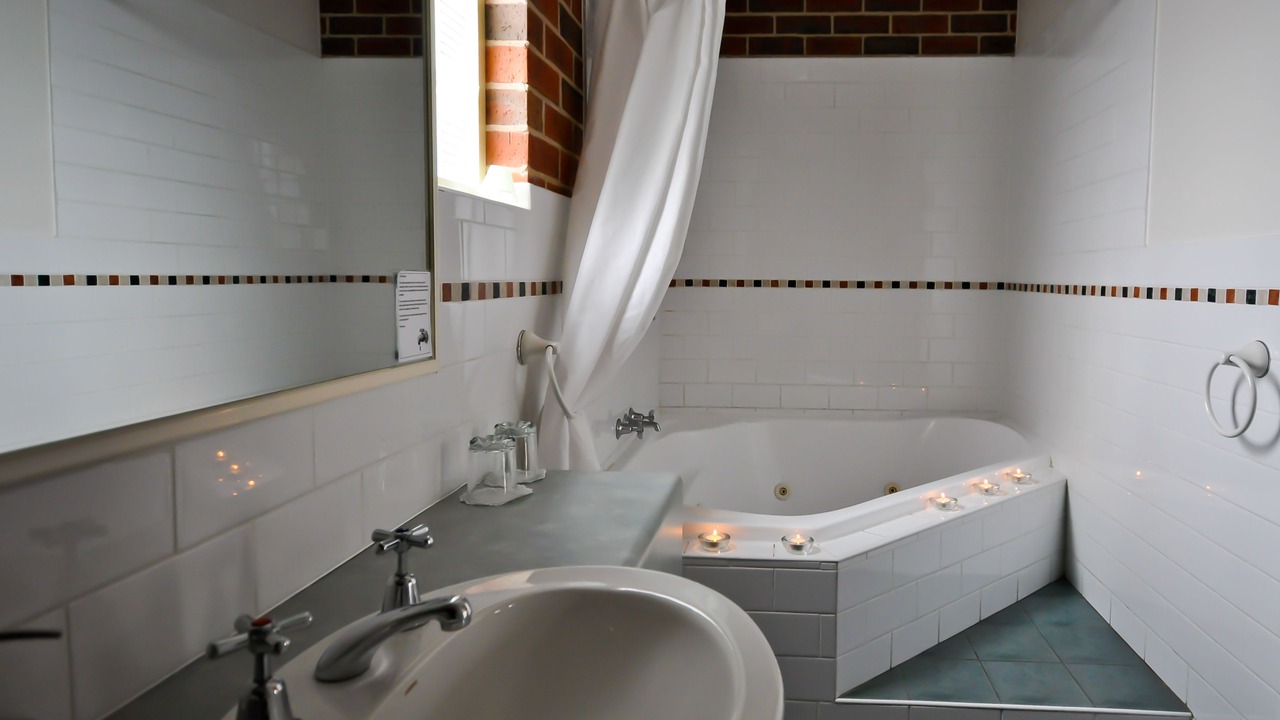 Photo of Bathroom in Rutherglen