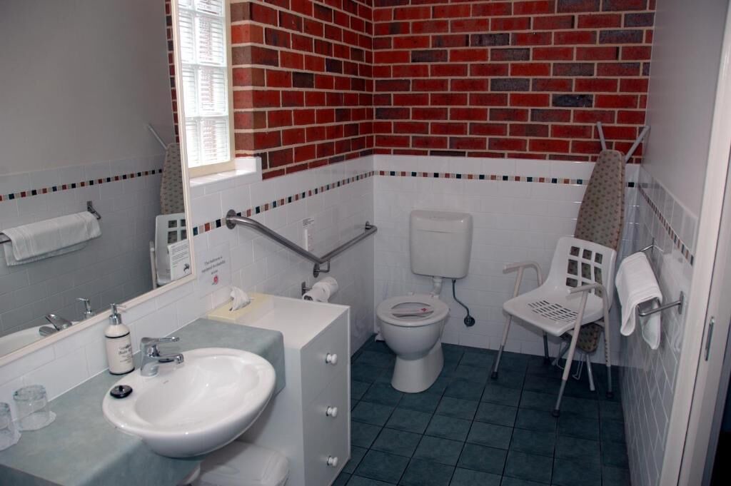 Photo of Others in Rutherglen