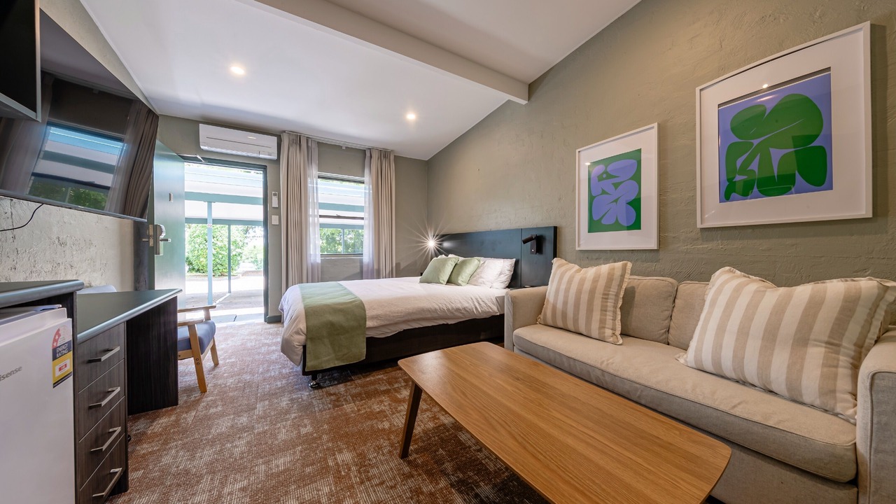 Photo of Livingroom in Everton Park