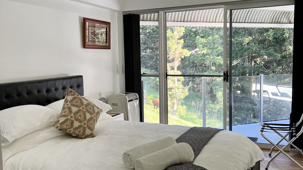 Photo of Bedroom in Tallebudgera Valley