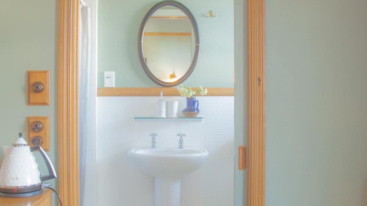 Photo of Others in Okoroire