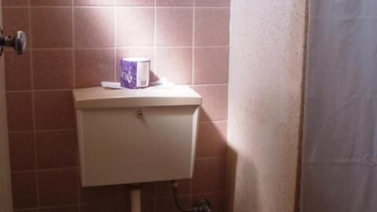 Photo of Bathroom in Mayfield West