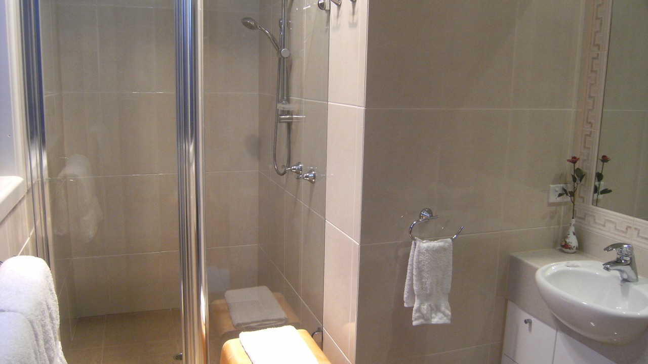 Photo of Bathroom in Apollo Bay